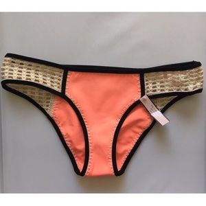 $15❤️Victoria's Secret Sexy Coral Crochet Bikini